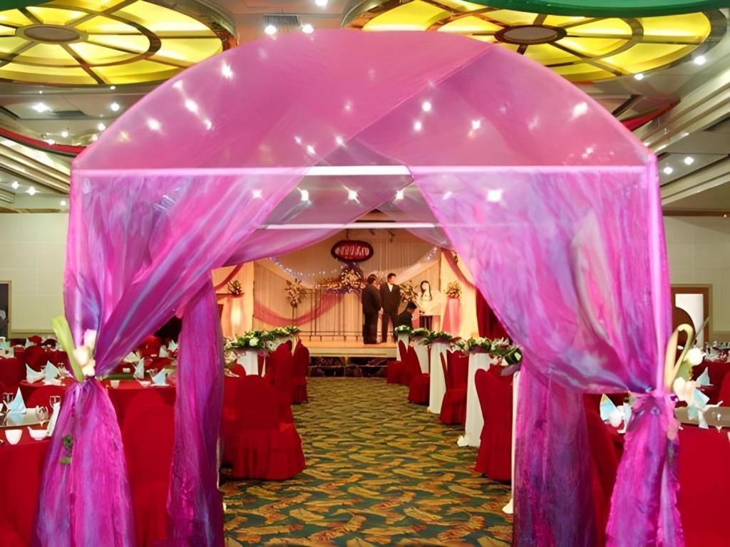 Jinan Yuquan Simpson Hotel Екстер'єр фото