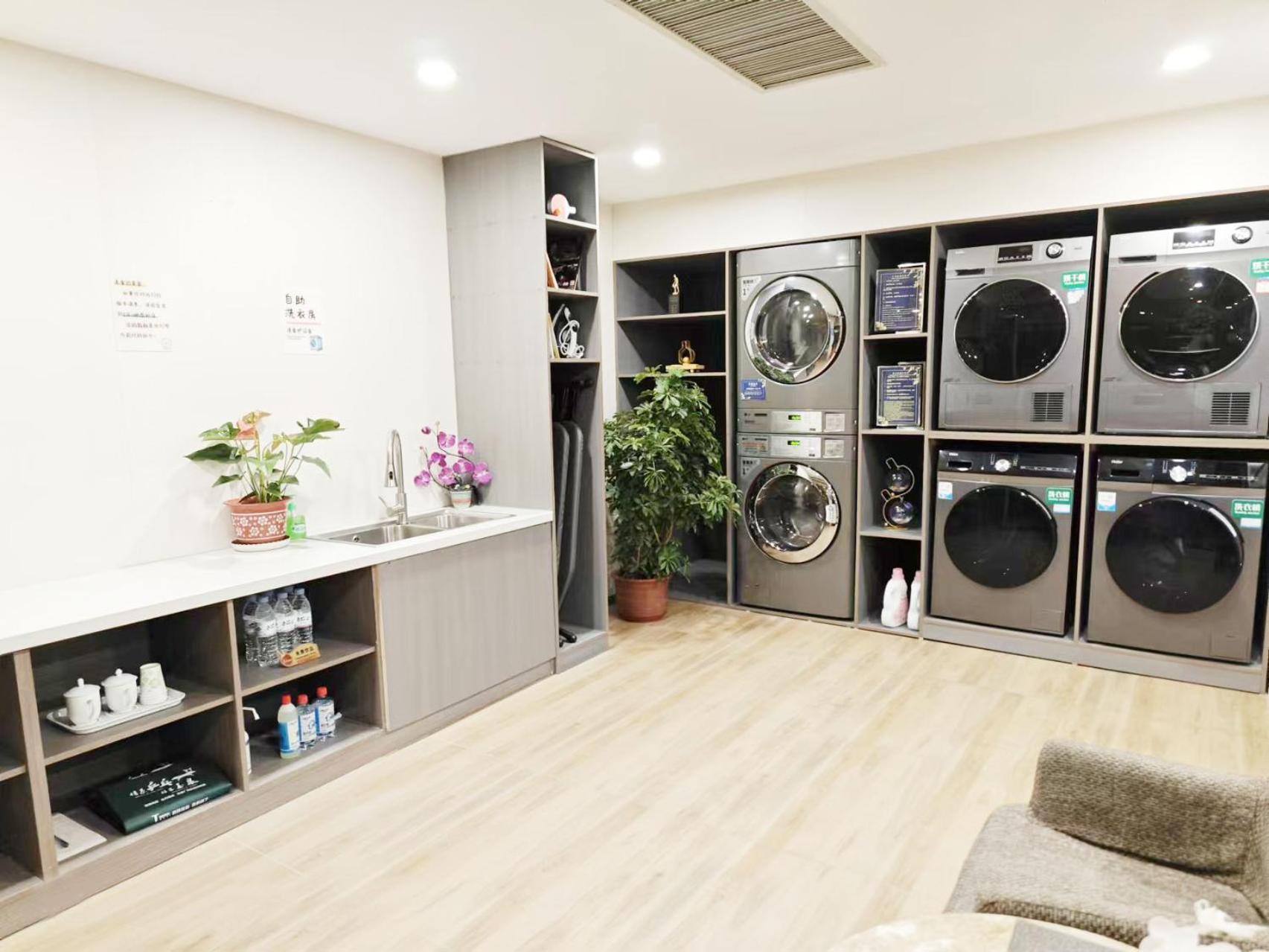 Jinan Yuquan Simpson Hotel Екстер'єр фото
