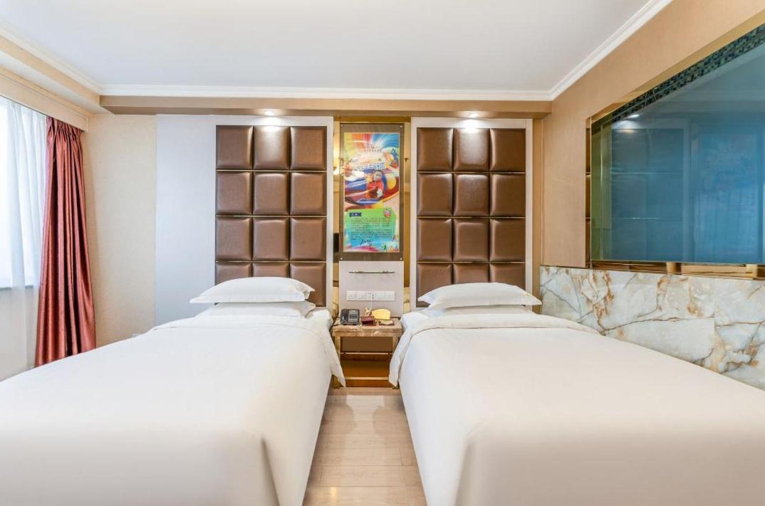Jinan Yuquan Simpson Hotel Екстер'єр фото
