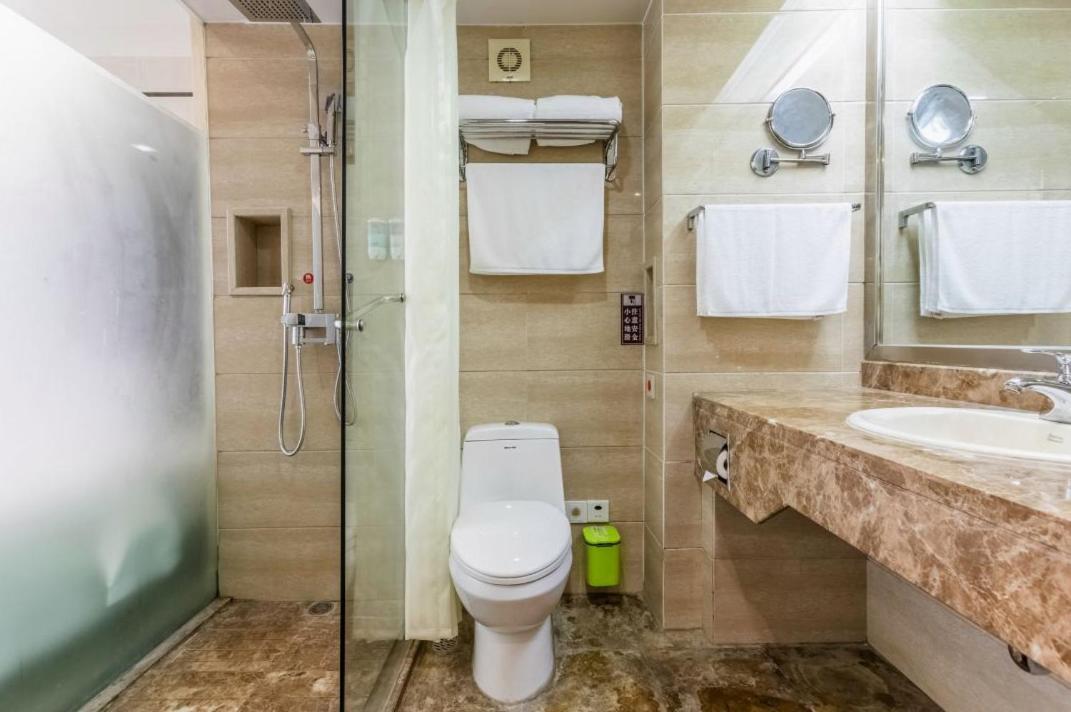 Jinan Yuquan Simpson Hotel Екстер'єр фото