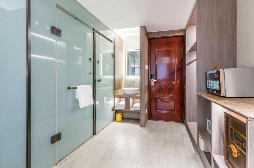 Jinan Yuquan Simpson Hotel Екстер'єр фото