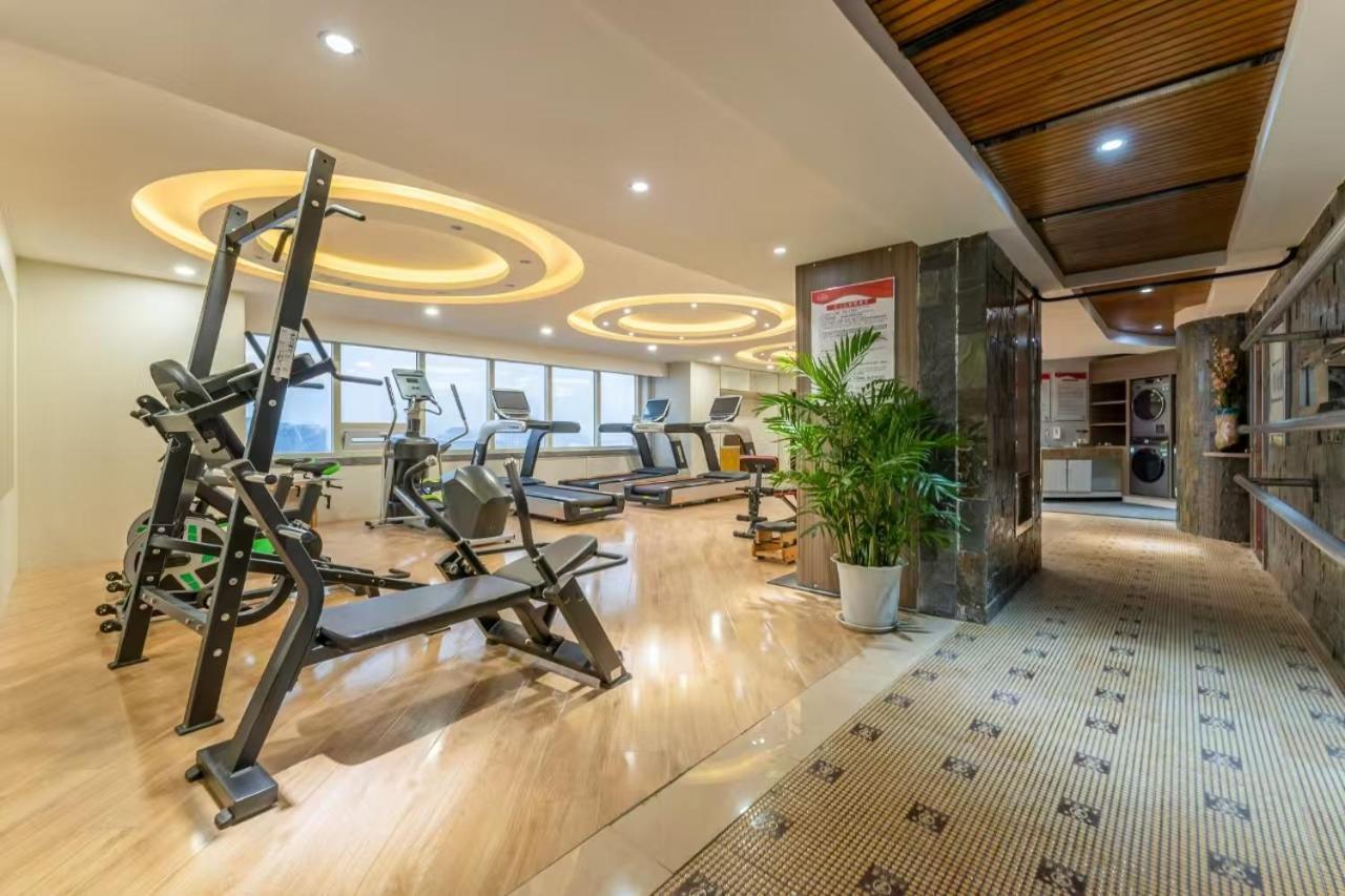 Jinan Yuquan Simpson Hotel Екстер'єр фото