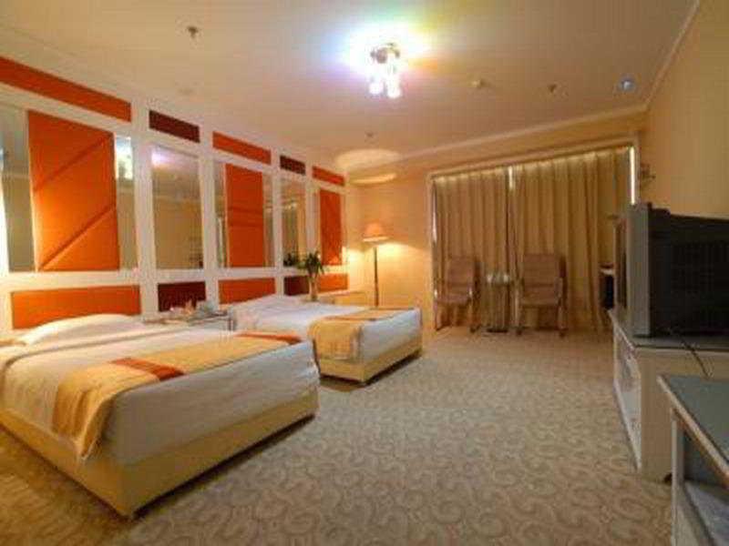 Jinan Yuquan Simpson Hotel Екстер'єр фото