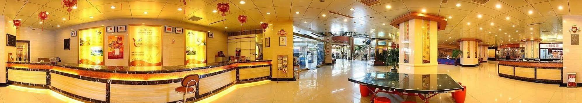 Jinan Yuquan Simpson Hotel Екстер'єр фото