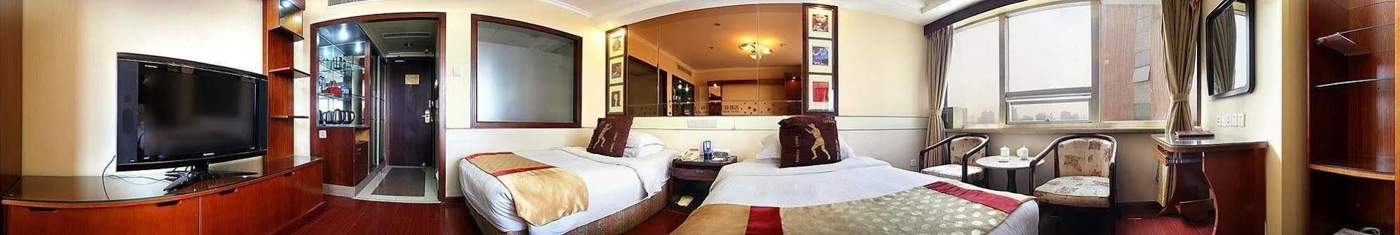 Jinan Yuquan Simpson Hotel Екстер'єр фото